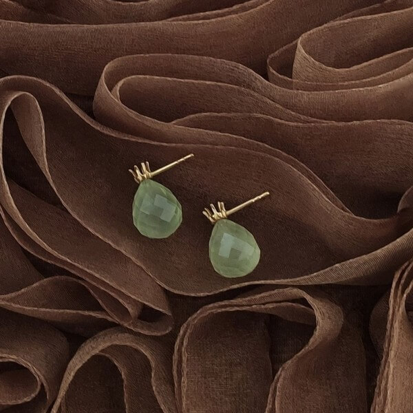 254-Jewel-AD-Ohrstecker-Ohrschmuck-Krönchen-750-Gold-Prehnit-Pampel-facettiert-grün-Schmuckverleih-Brautschmuckverleih